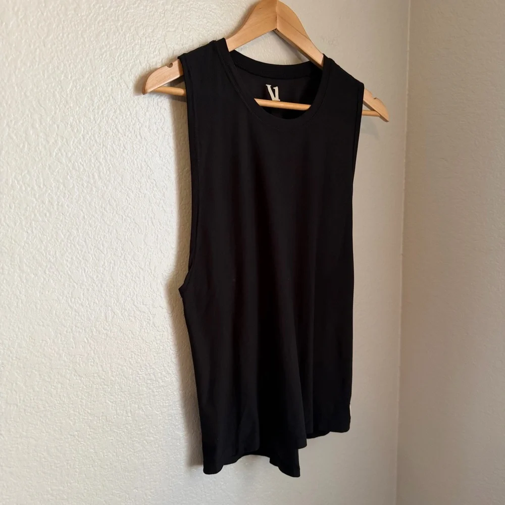 Vuori Trinity Twist Back Racerback Tank Top Black Women’s Size Small - Picture 4 of 9